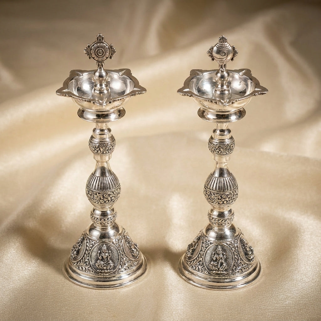 Custom Silver Kuthuvilakku Lamp