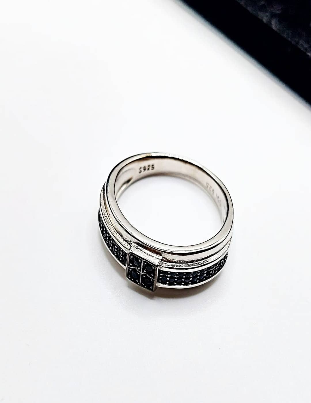 Black Stone Box Ring