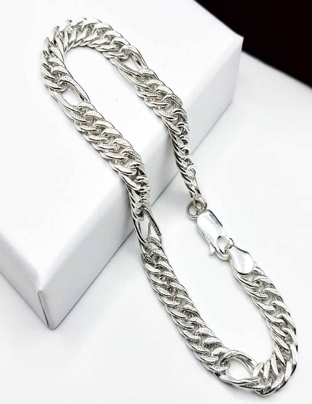 Cuban Links - Close Links With One Oval S925 Silver Men Bracelet