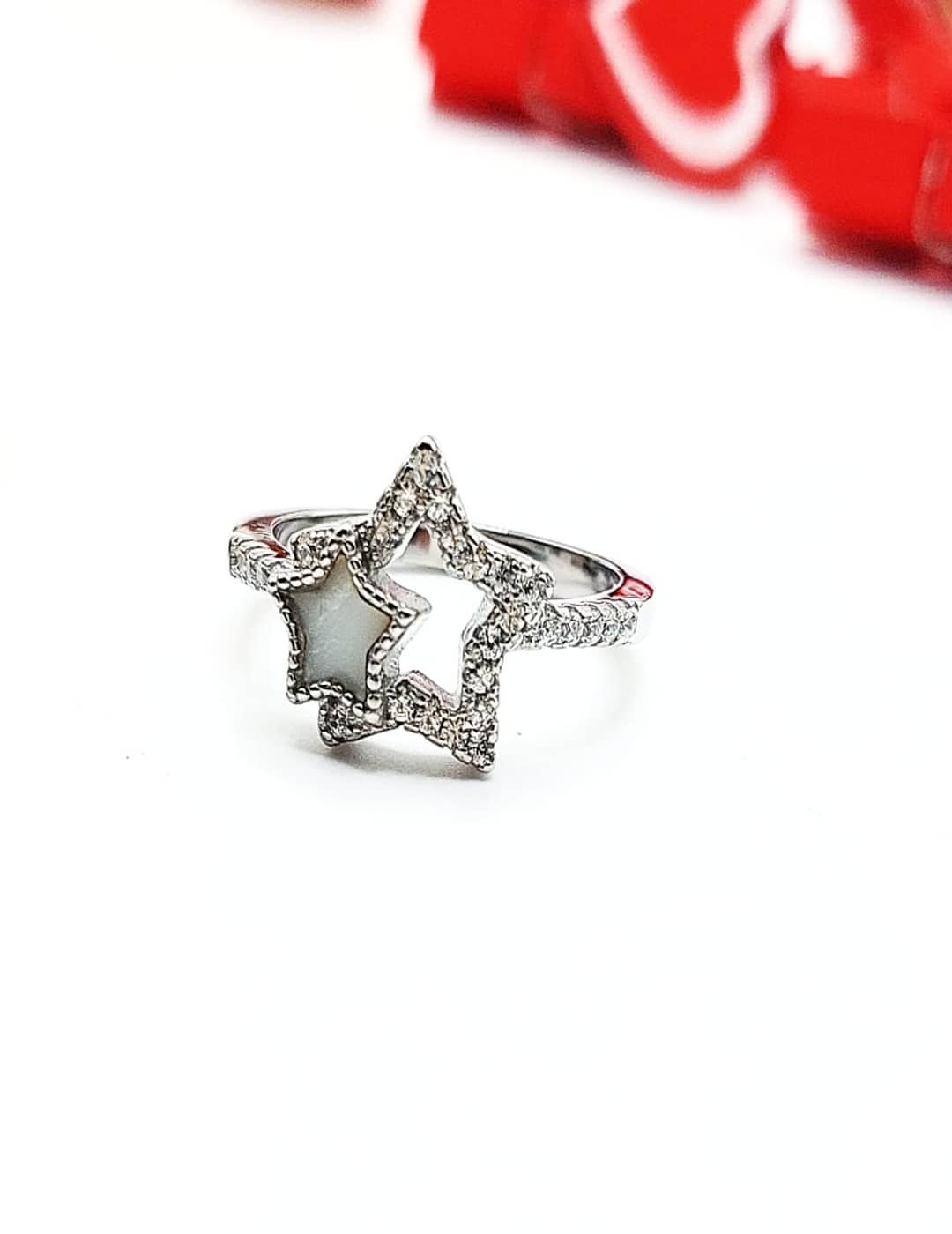 Luxury White Star Ring