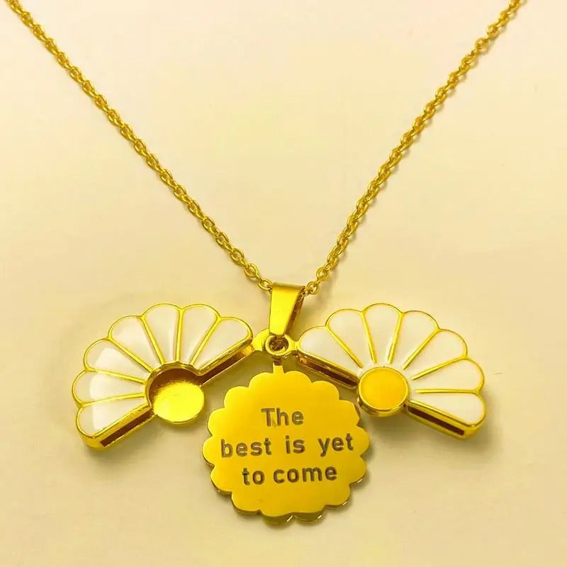 Custom engraved daisy flower locket pendant in 18K gold plated stainless steel waterproof and hypoallergenic premium gift for teens and couples in USA Canada