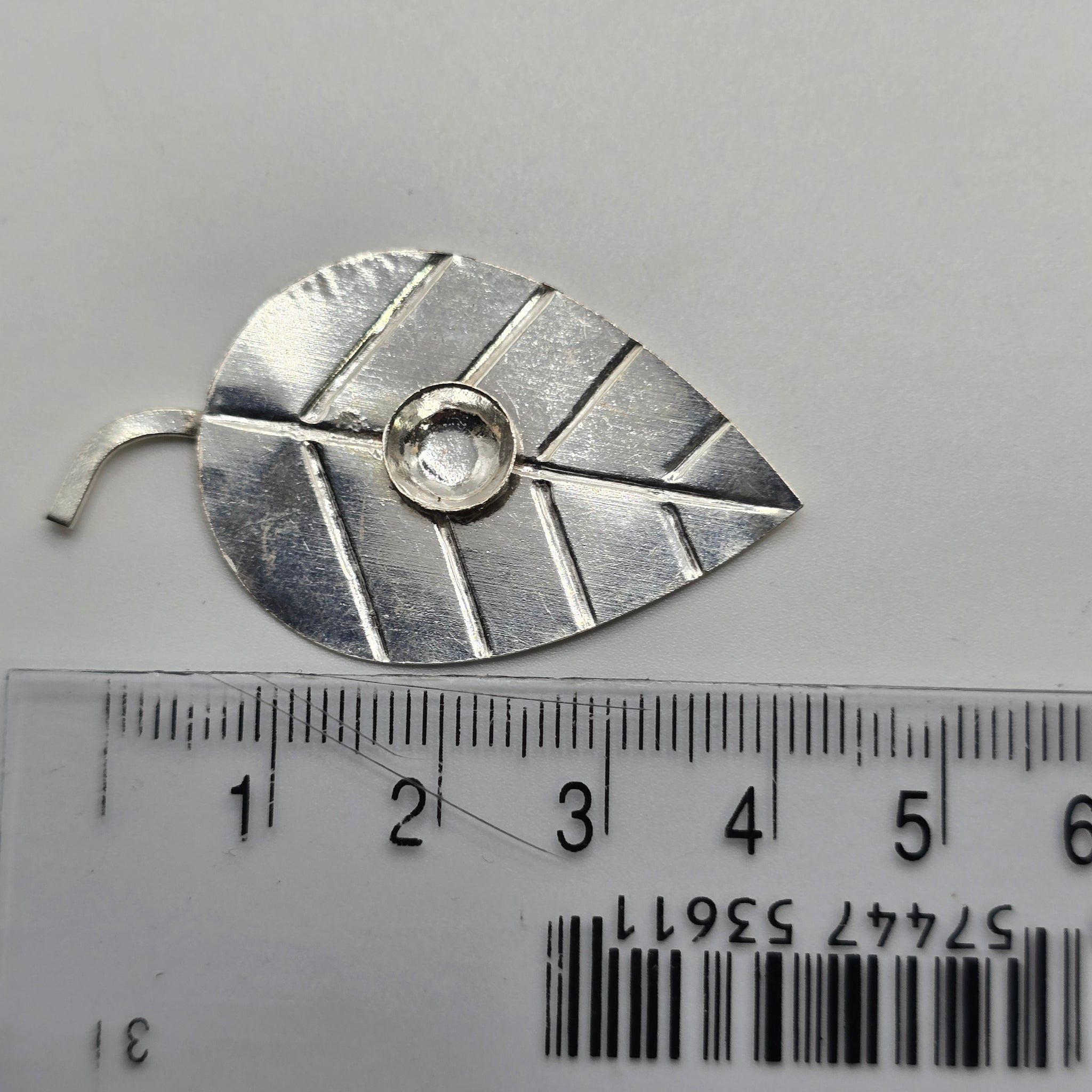 Singe Betel Leaf Silver Decor for Pujas and Gifting -18000