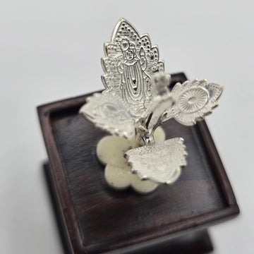Wood thulasi
