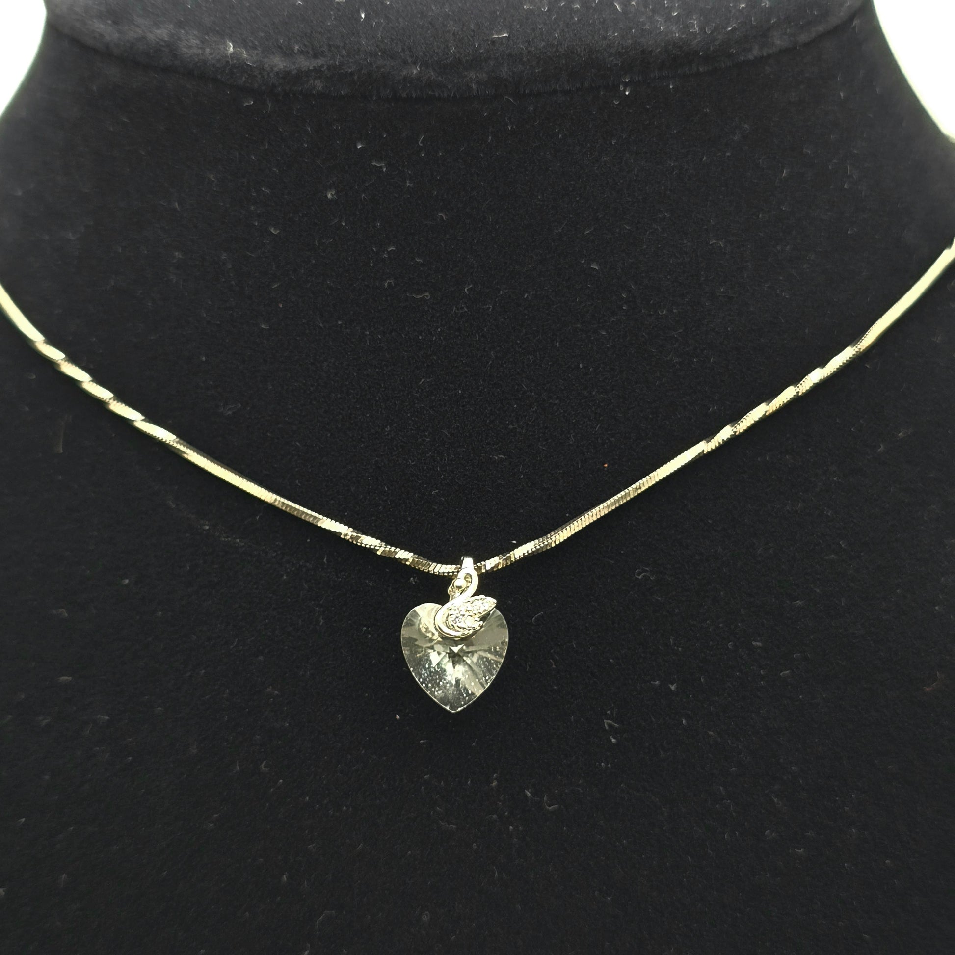 925 silver necklace for women featuring a sparkling heart-shaped solitaire crystal pendant on a fine real silver chain.